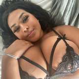 Vanessathevixxxen from fansly