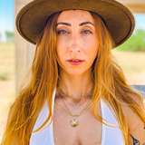 zoebytheriver from fansly